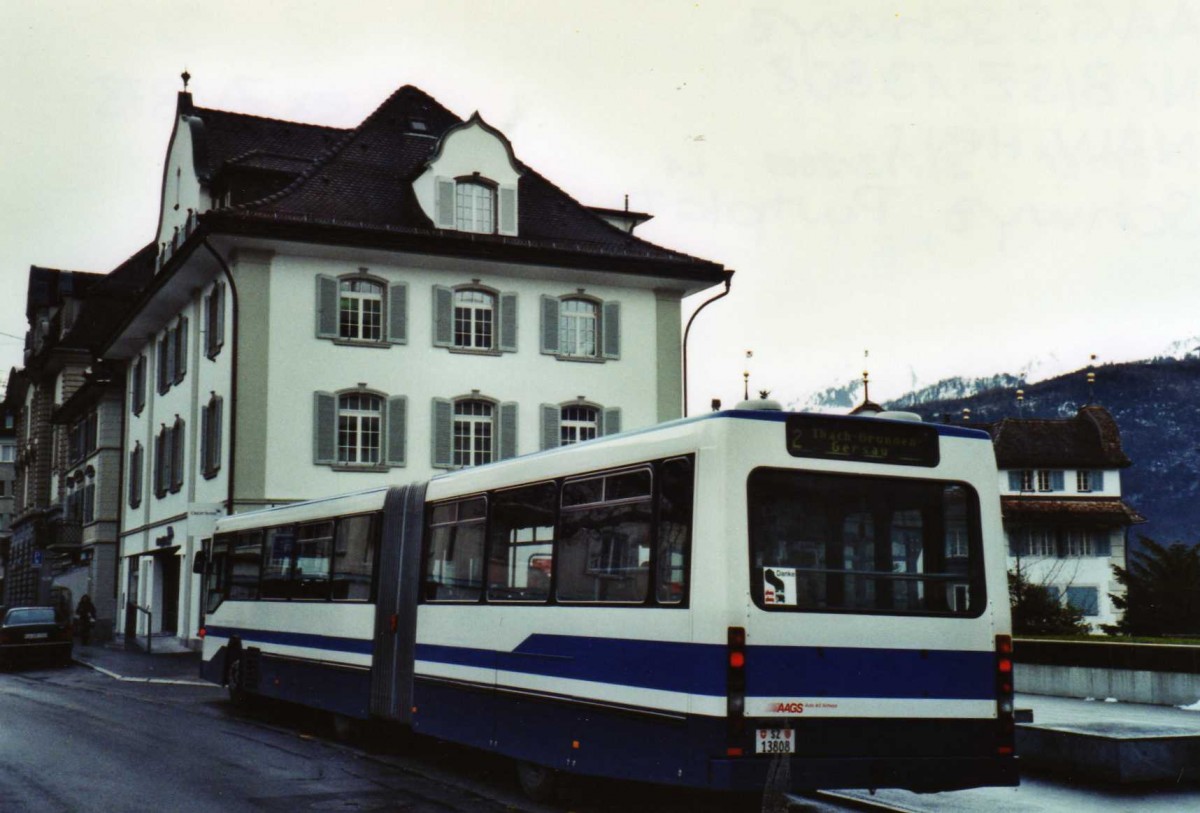 (122'619) - AAGS Schwyz - Nr. 8/SZ 13'808 - NAW/Hess (ex ZVB Zug Nr. 78) am 10. Dezember 2009 in Schwyz, Postplatz