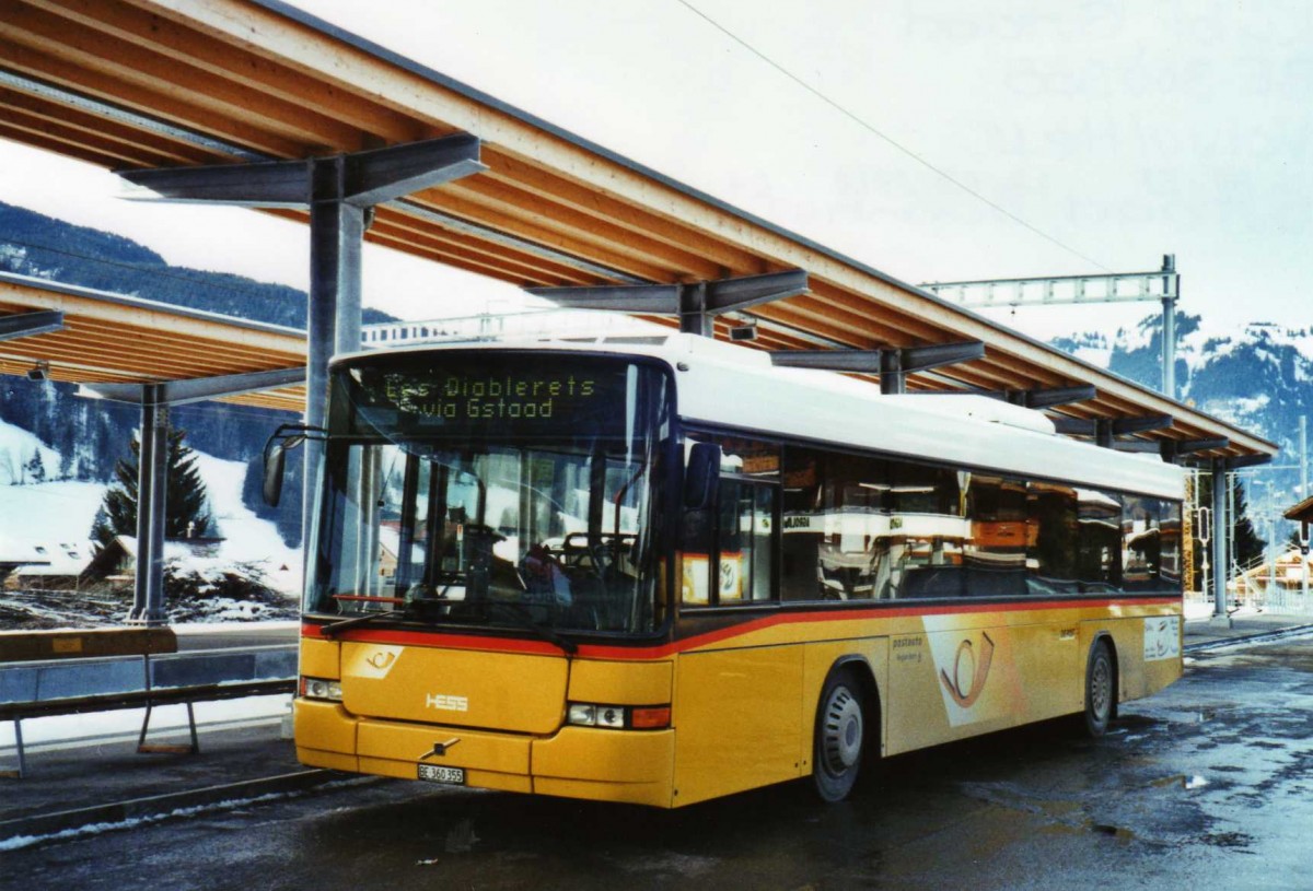 (124'303) - Kbli, Gstaad - BE 360'355 - Volvo/Hess am 24. Januar 2010 beim Bahnhof Gstaad