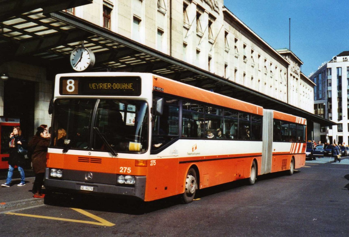 (125'012) - TPG Genve - Nr. 275/GE 96'279 - Mercedes am 13. Mrz 2010 beim Bahnhof Genve