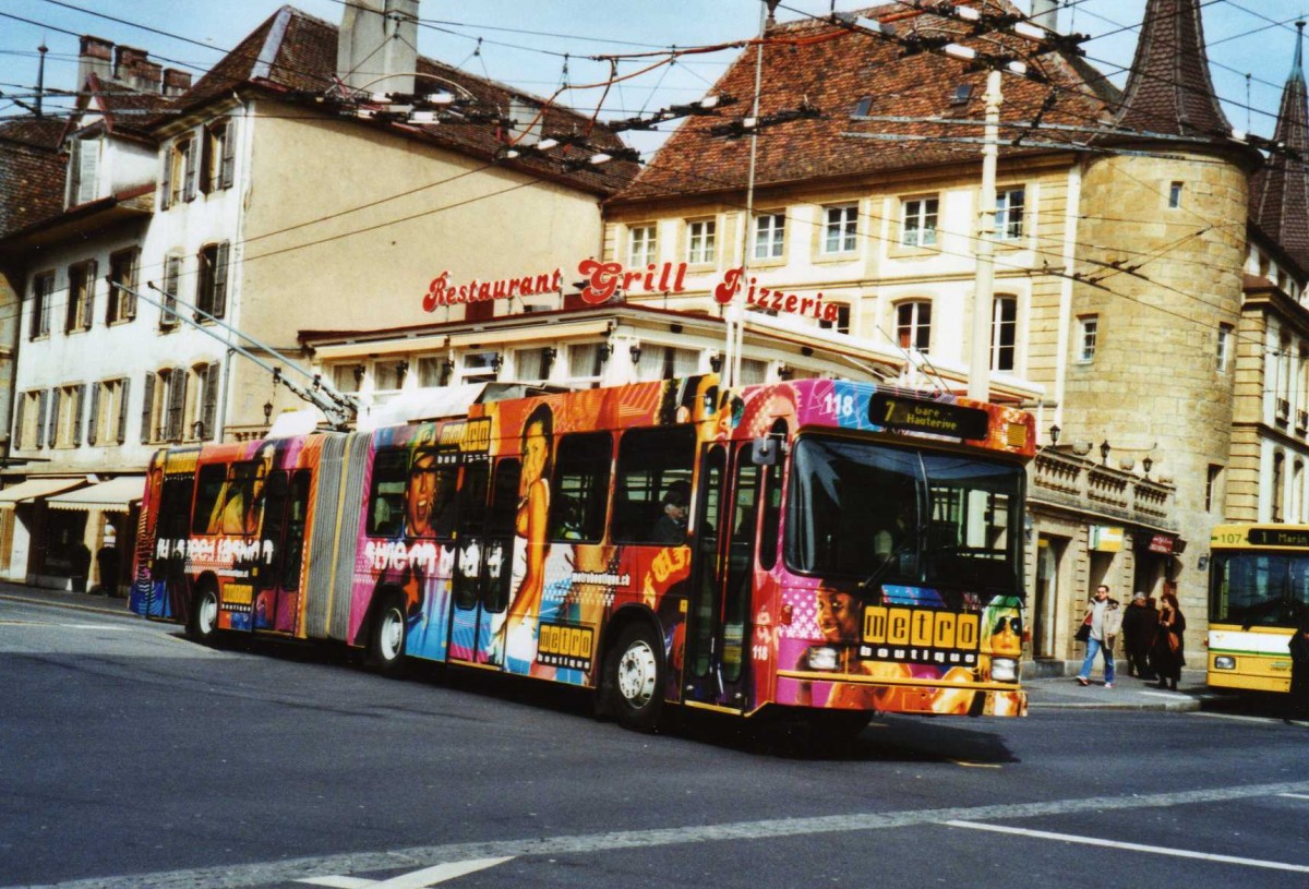 (125'215) - TN Neuchtel - Nr. 118 - NAW/Hess Gelenktrolleybus am 22. Mrz 2010 in Neuchtel, Place Pury