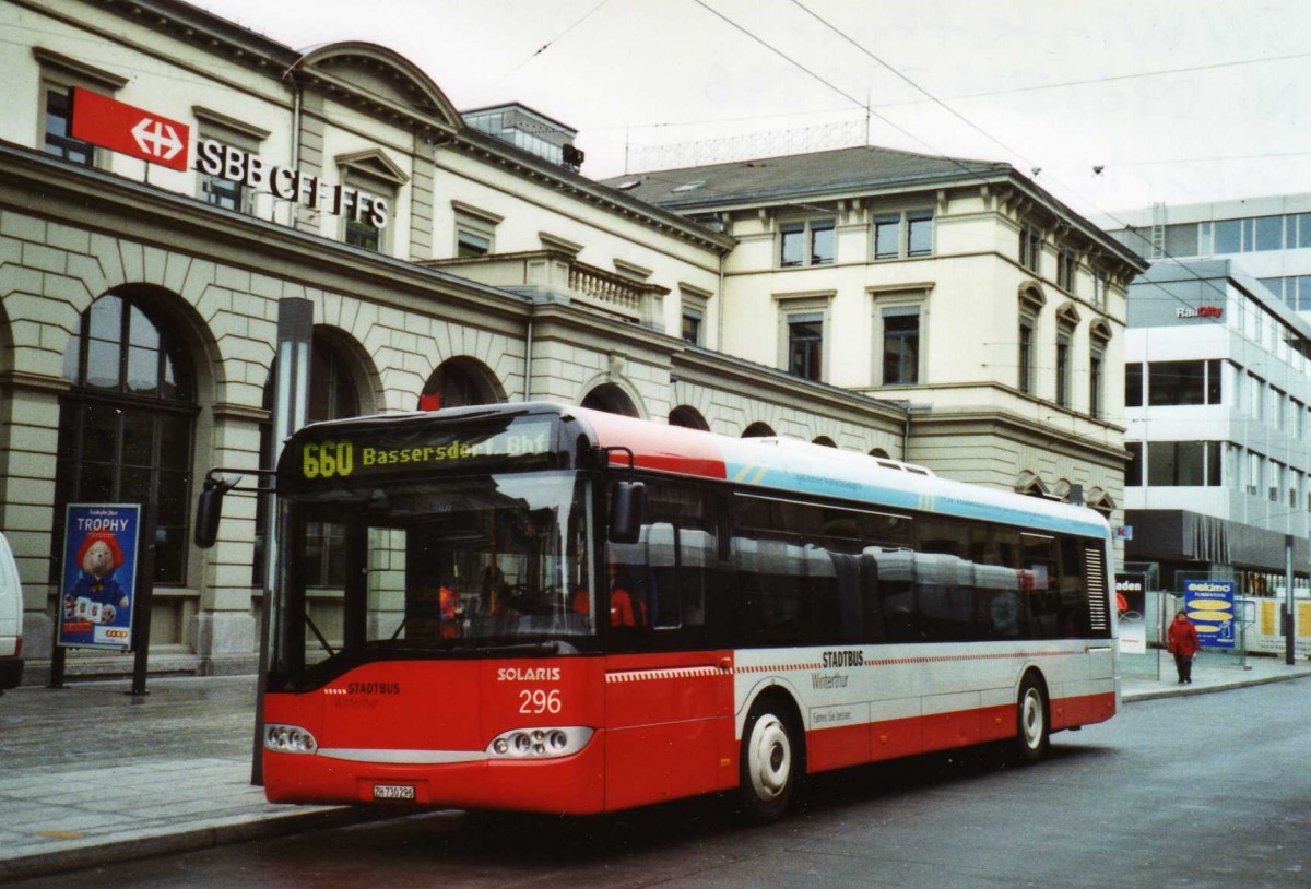 (125'333) - SW Winterthur - Nr. 296/ZH 730'296 - Solaris am 14. April 2010 beim Hauptbahnhof Winterthur