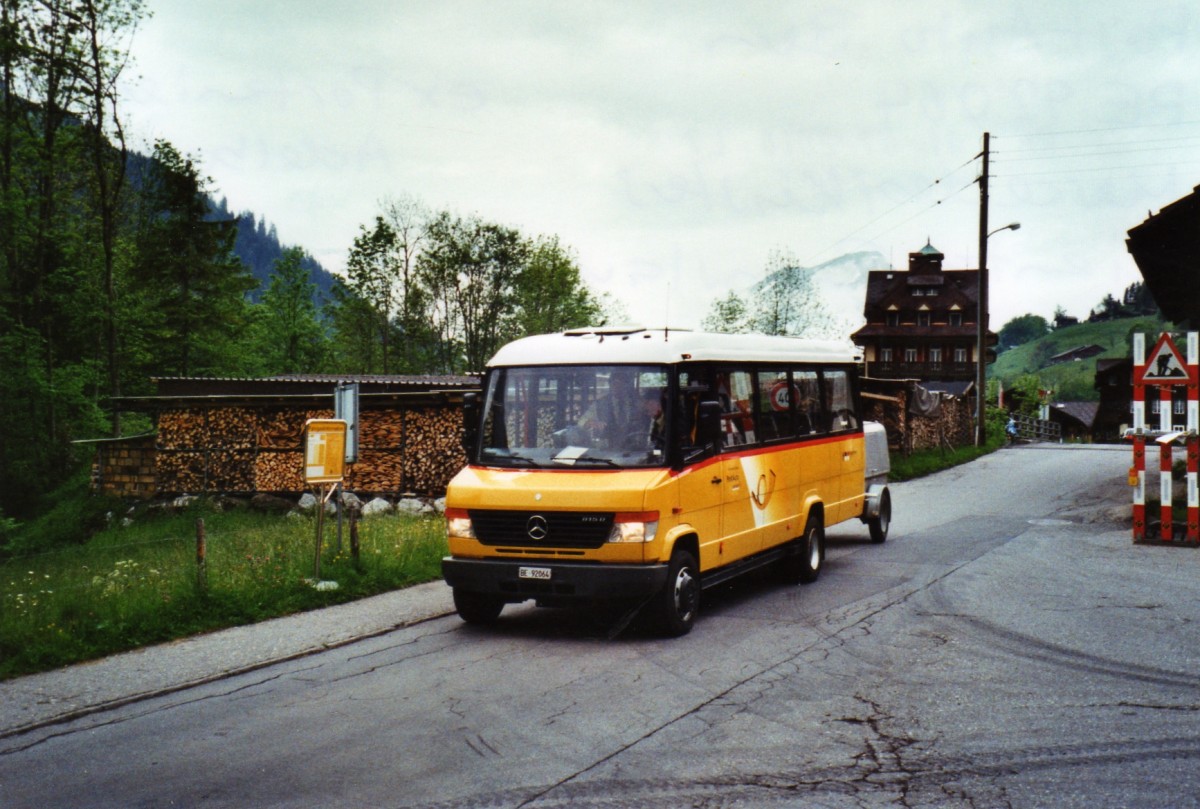 (126'534) - PostAuto Bern - BE 92'064 - Mercedes/Kusters (ex Portenier, Adelboden Nr. 5) am 29. Mai 2010 in Kiental, Garage