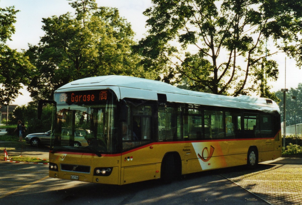 (127'407) - Steiner, Ortschwaben - Nr. 7/BE 677'996 - Volvo am 28. Juni 2010 beim Bahnhof Ausserholligen