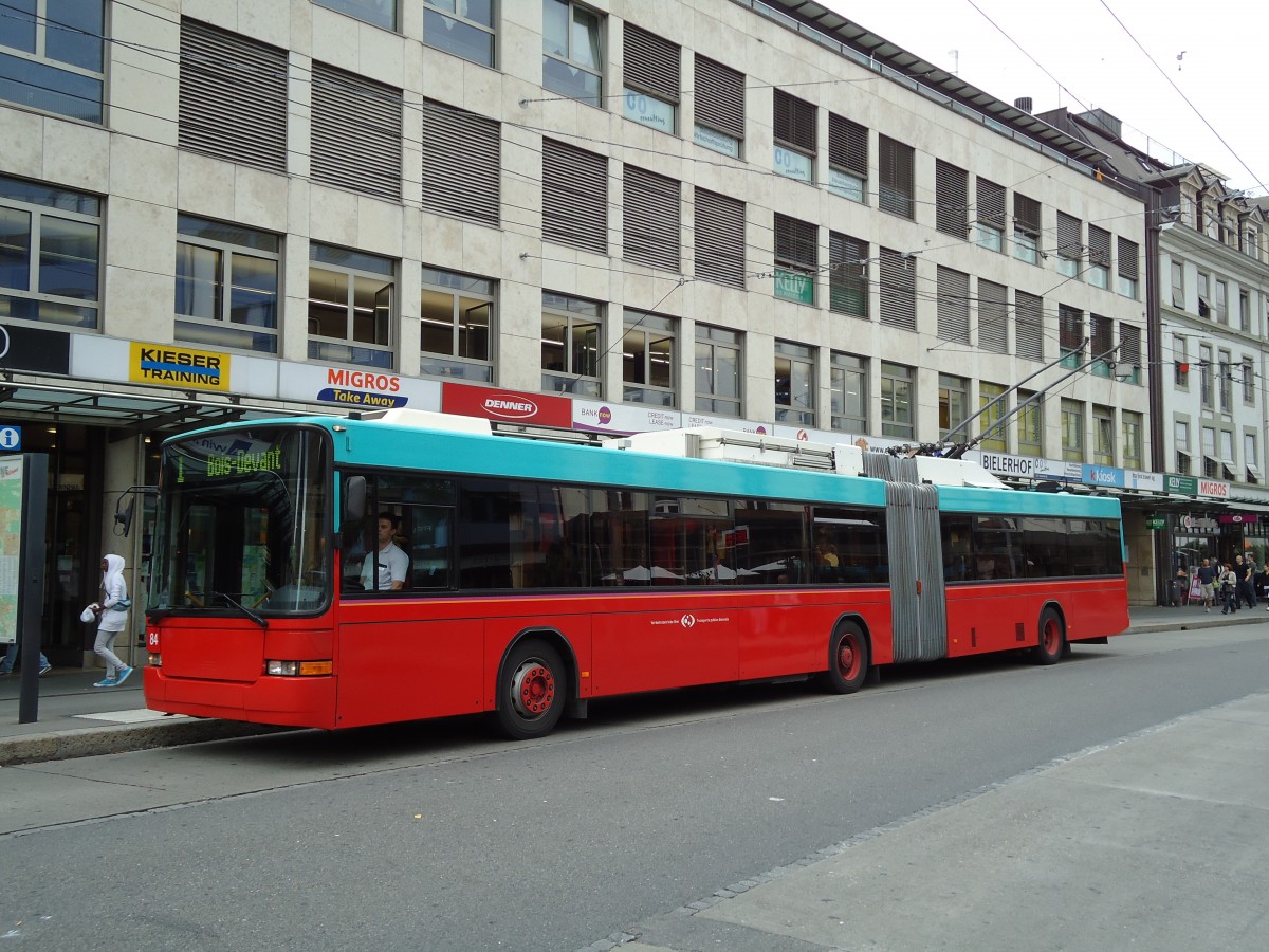(128'025) - VB Biel - Nr. 84 - NAW/Hess Gelenktrolleybus am 24. Juli 2010 in Biel, Guisanplatz