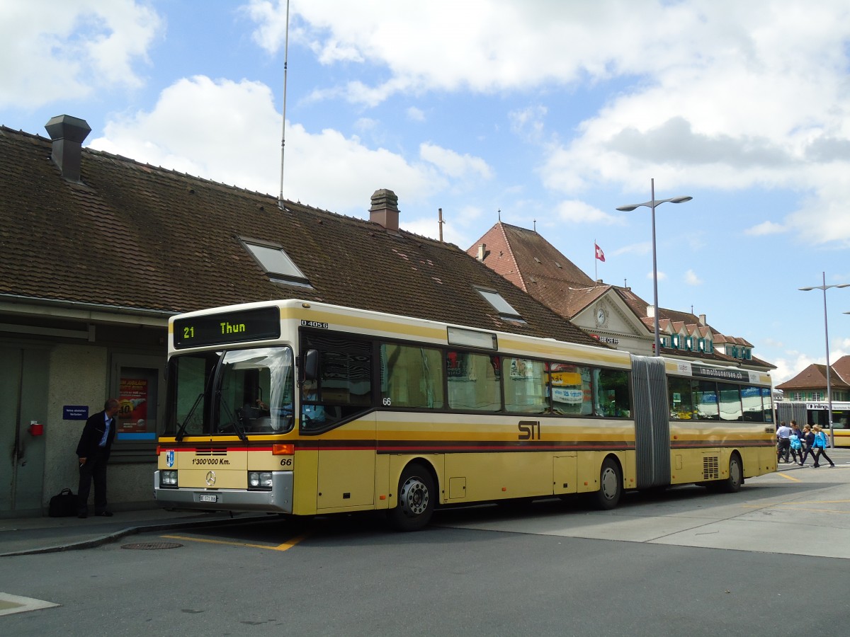 (129'177) - STI Thun - Nr. 66/BE 371'366 - Mercedes am 31. August 2010 beim Bahnhof Thun