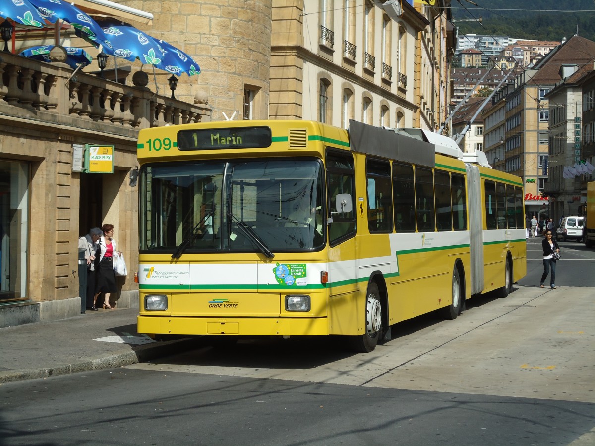 (129'559) - TN Neuchtel - Nr. 109 - NAW/Hess Gelenktrolleybus am 6. September 2010 in Neuchtel, Place Pury