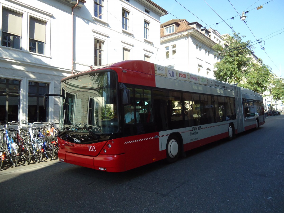 (130'075) - SW Winterthur - Nr. 103 - Hess/Hess Gelenktrolleybus am 20. September 2010 beim Hauptbahnhof Winterthur