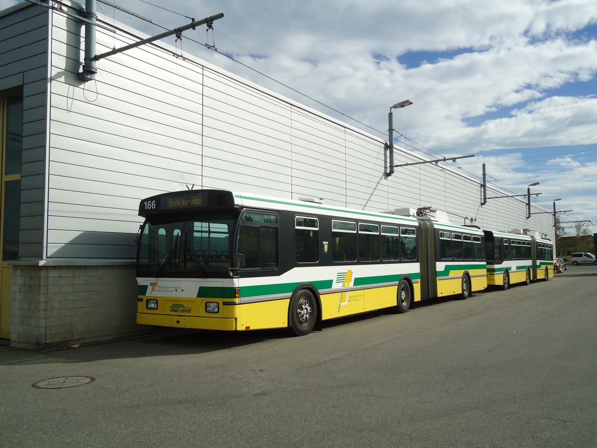 (130'243) - TN Neuchtel - Nr. 166 - FBW/Hess Gelenktrolleybus am 4. Oktober 2010 in Marin, Dpt
