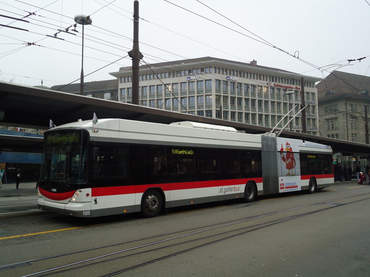 (130'412) - St. Gallerbus, St. Gallen - Nr. 185 - Hess/Hess Gelenktrolleybus am 13. Oktober 2010 beim Bahnhof St. Gallen