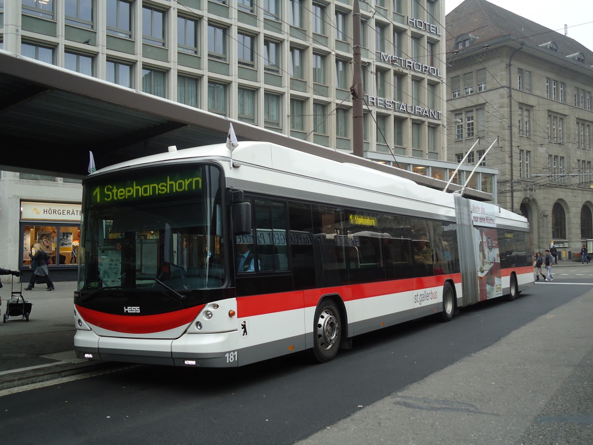(130'419) - St. Gallerbus, St. Gallen - Nr. 181 - Hess/Hess Gelenktrolleybus am 13. Oktober 2010 beim Bahnhof St. Gallen