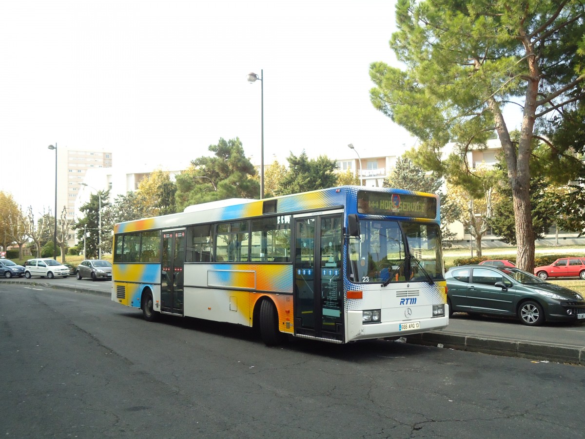 (130'545) - RTM Marseille - Nr. 23/666 ARQ 13 - Mercedes am 15. Oktober 2010 in Marseille, La Rose