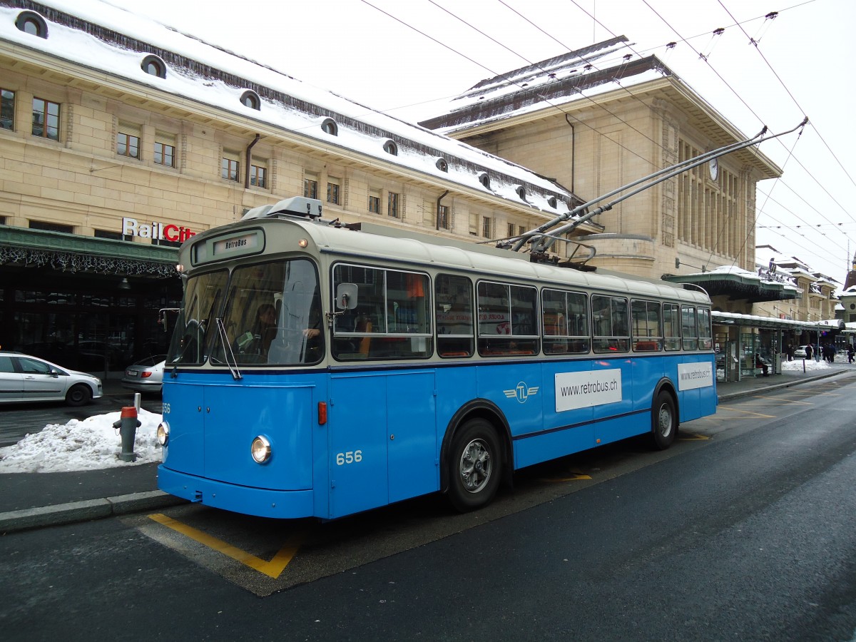 (131'248) - TL Lausanne (Rtrobus) - Nr. 656 - FBW/Eggli Trolleybus am 5. Dezember 2010 beim Bahnhof Lausanne