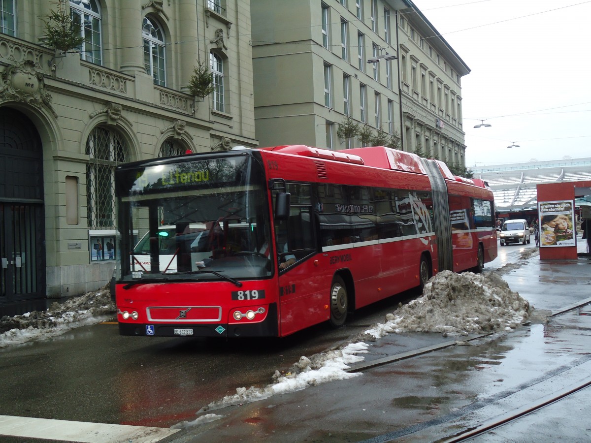 (131'362) - Bernmobil, Bern - Nr. 819/BE 612'819 - Volvo am 7. Dezember 2010 beim Bahnhof Bern