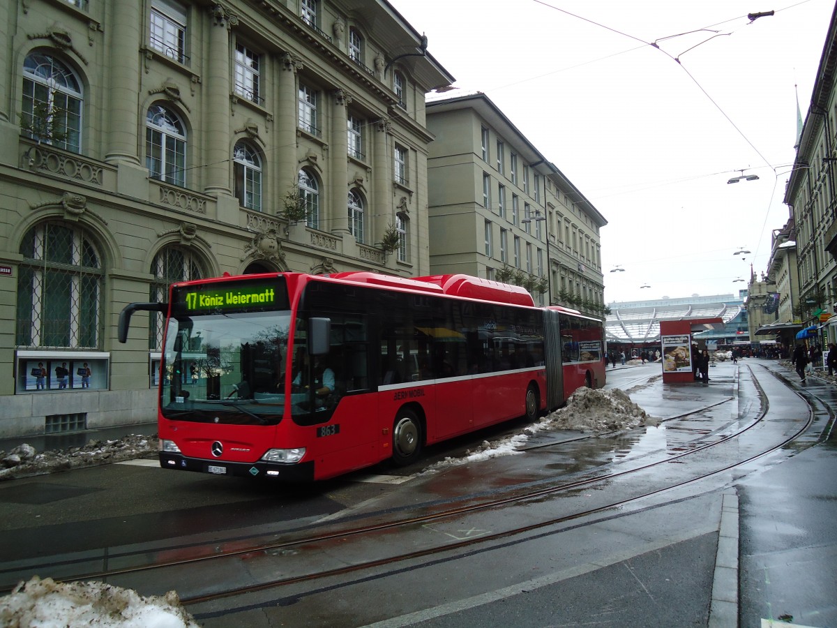 (131'371) - Bernmobil, Bern - Nr. 863/BE 671'863 - Mercedes am 7. Dezember 2010 beim Bahnhof Bern