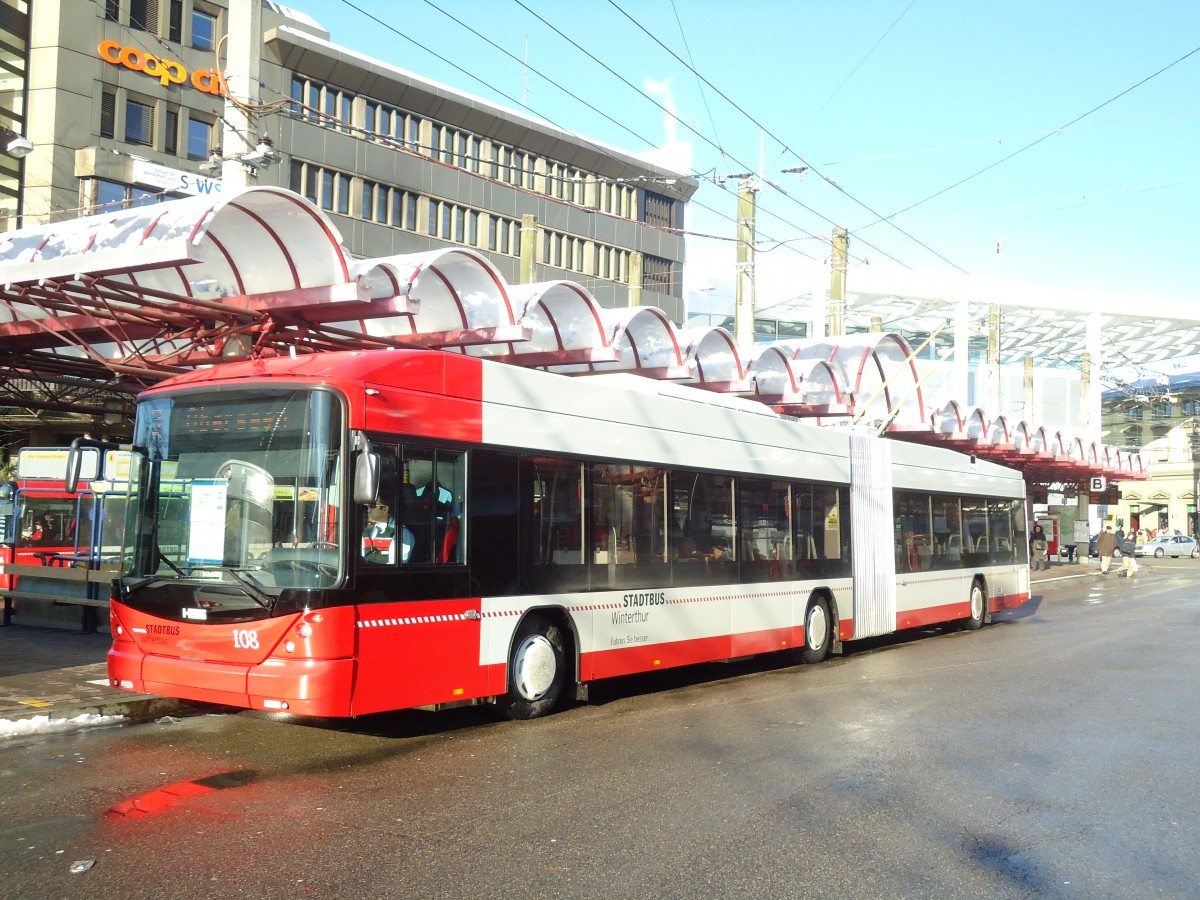 (131'512) - SW Winterthur - Nr. 108 - Hess/Hess Gelenktrolleybus am 9. Dezember 2010 beim Hauptbahnhof Winterthur