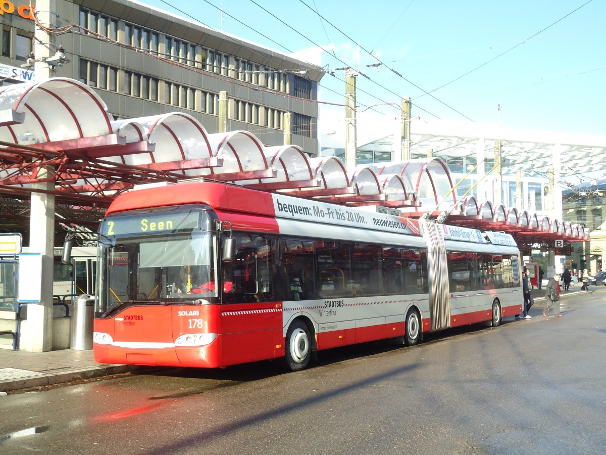 (131'530) - SW Winterthur - Nr. 178 - Solaris Gelenktrolleybus am 9. Dezember 2010 beim Hauptbahnhof Winterthur