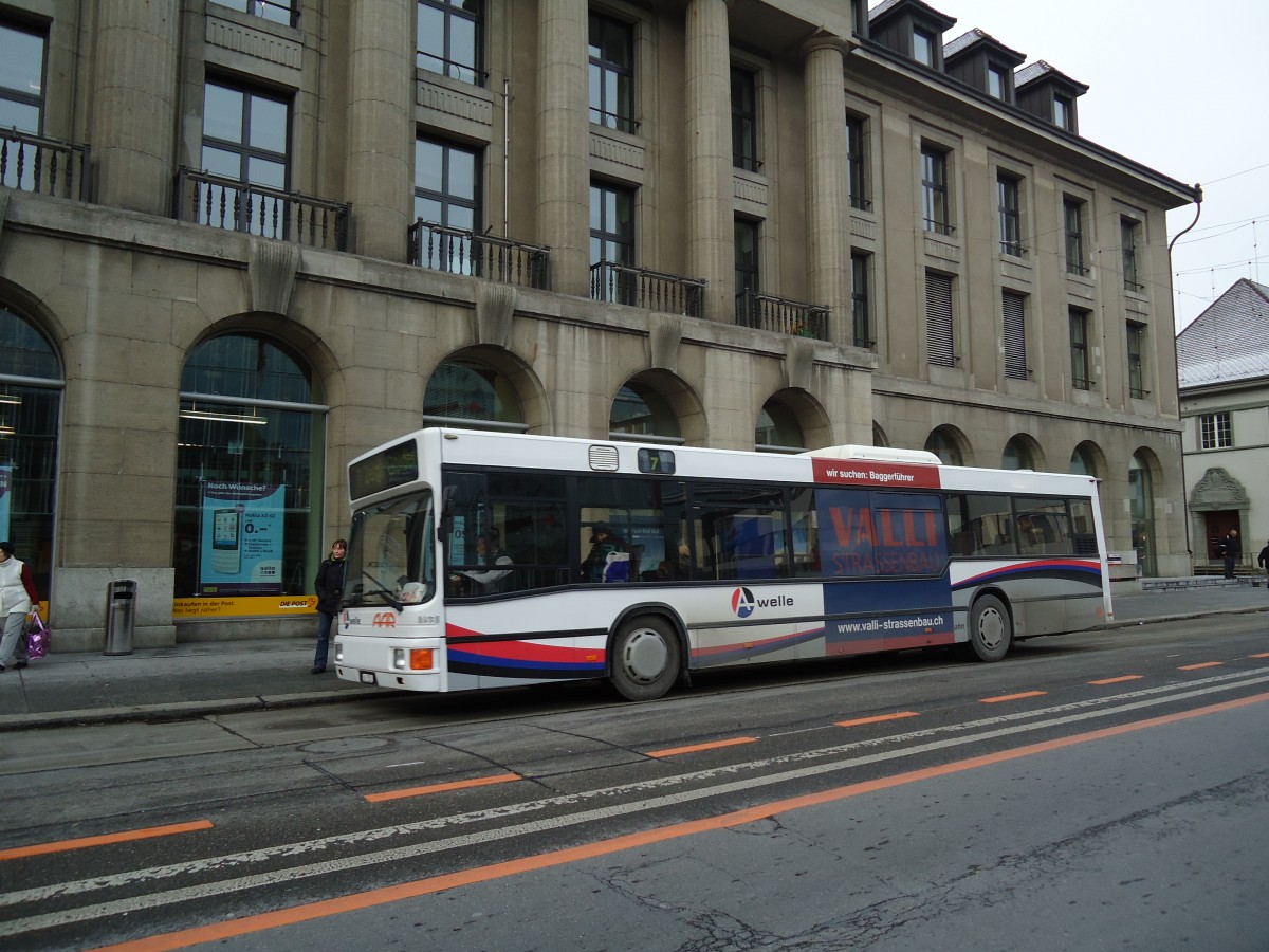 (131'609) - AAR bus+bahn, Aarau - Nr. 153/AG 7553 - MAN am 15. Dezember 2010 beim Bahnhof Aarau