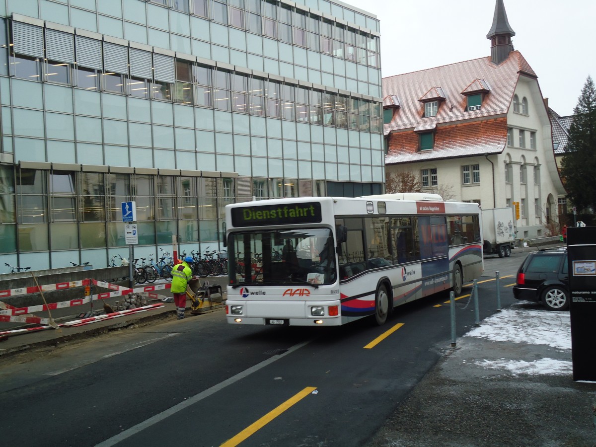(131'622) - AAR bus+bahn, Aarau - Nr. 153/AG 7553 - MAN am 15. Dezember 2010 beim Bahnhof Aarau