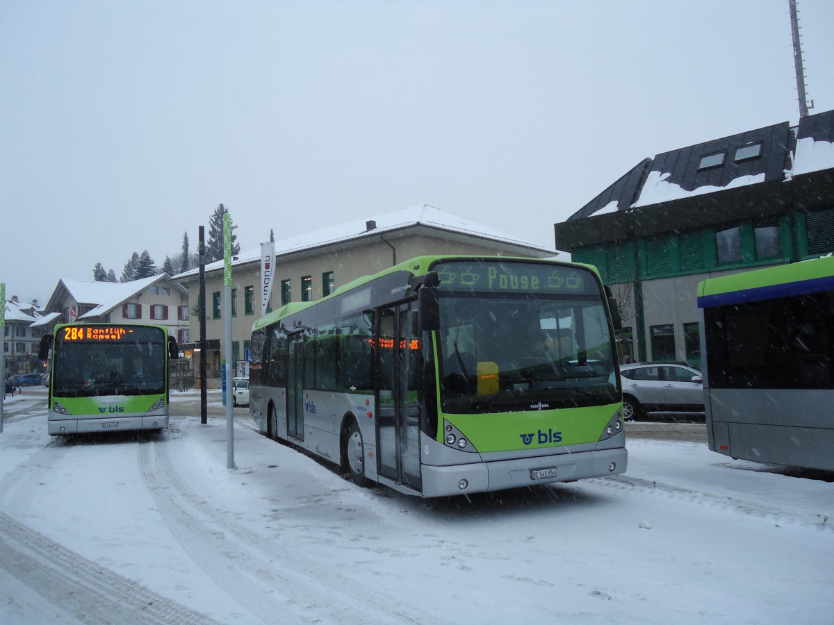 (131'751) - Busland, Burgdorf - Nr. 8/BE 545'856 - Van Hool am 28. Dezember 2010 beim Bahnhof Langnau