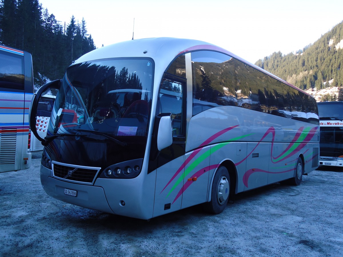 (132'000) - Zahner, Rufi - SG 343'806 - Volvo/Sunsundegui am 8. Januar 2011 in Adelboden, ASB