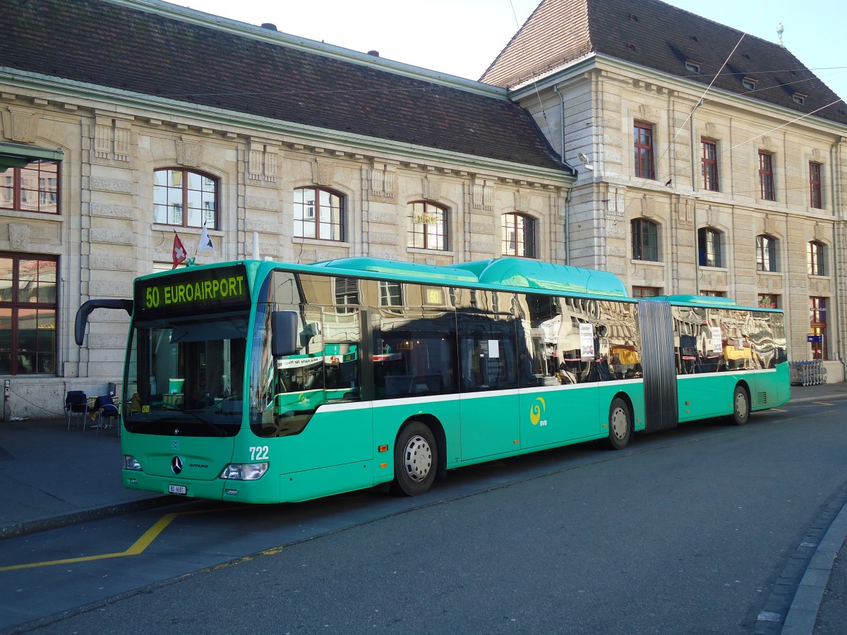 (132'563) - BVB Basel - Nr. 722/BS 6681 - Mercedes am 7. Februar 2011 beim Bahnhof Basel