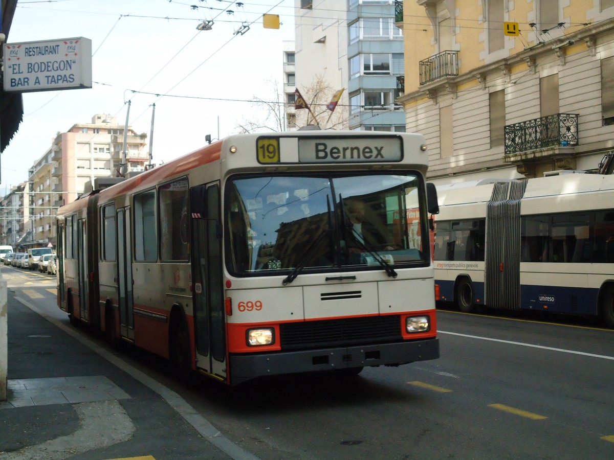 (132'868) - TPG Genve - Nr. 699 - NAW/Hess Gelenktrolleybus am 10. Mrz 2011 in Genve, Jonction
