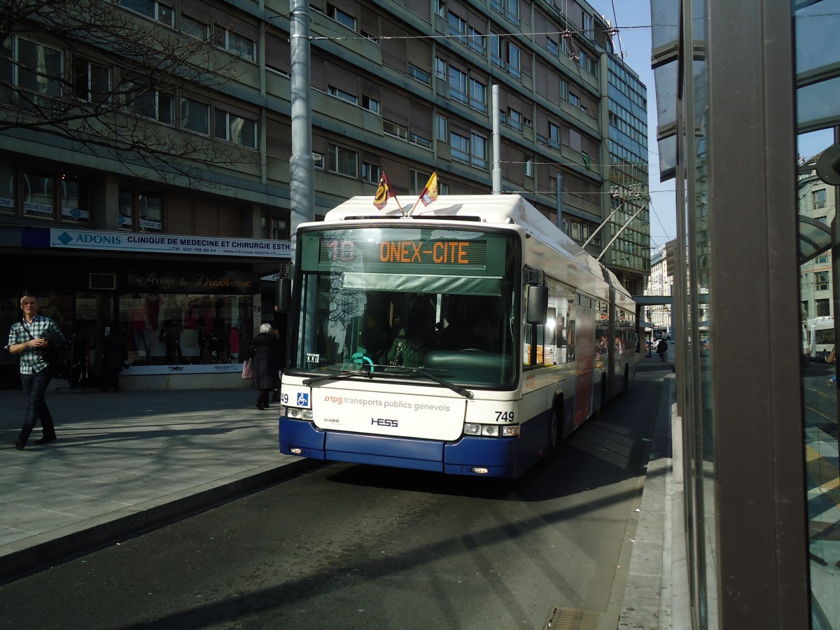(132'933) - TPG Genve - Nr. 749 - Hess/Hess Gelenktrolleybus am 10. Mrz 2011 in Genve, Coutance