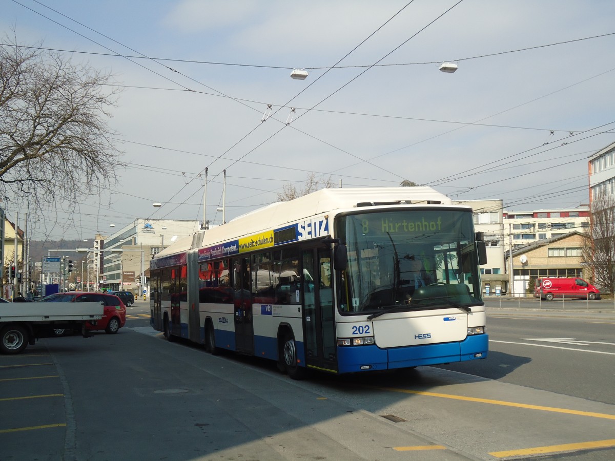 (133'002) - VBL Luzern - Nr. 202 - Hess/Hess Gelenktrolleybus am 11. Mrz 2011 in Luzern, Weinbergli