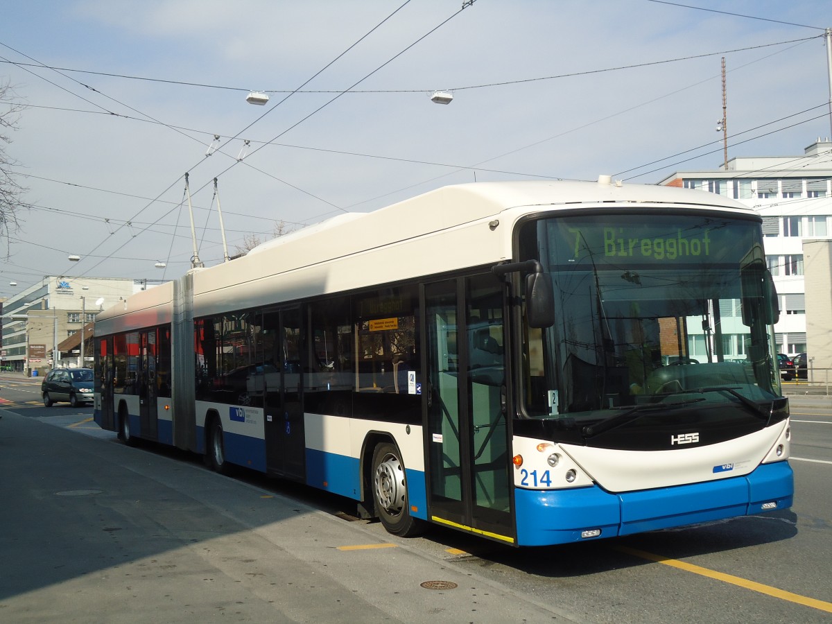 (133'003) - VBL Luzern - Nr. 214 - Hess/Hess Gelenktrolleybus am 11. Mrz 2011 in Luzern, Weinbergli