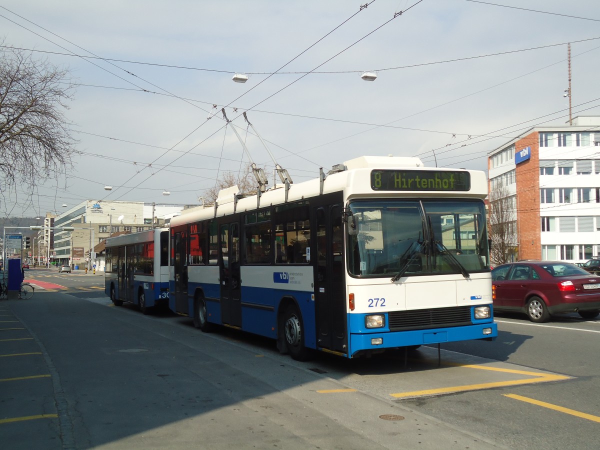 (133'007) - VBL Luzern - Nr. 272 - NAW/R&J-Hess Trolleybus am 11. Mrz 2011 in Luzern, Weinbergli