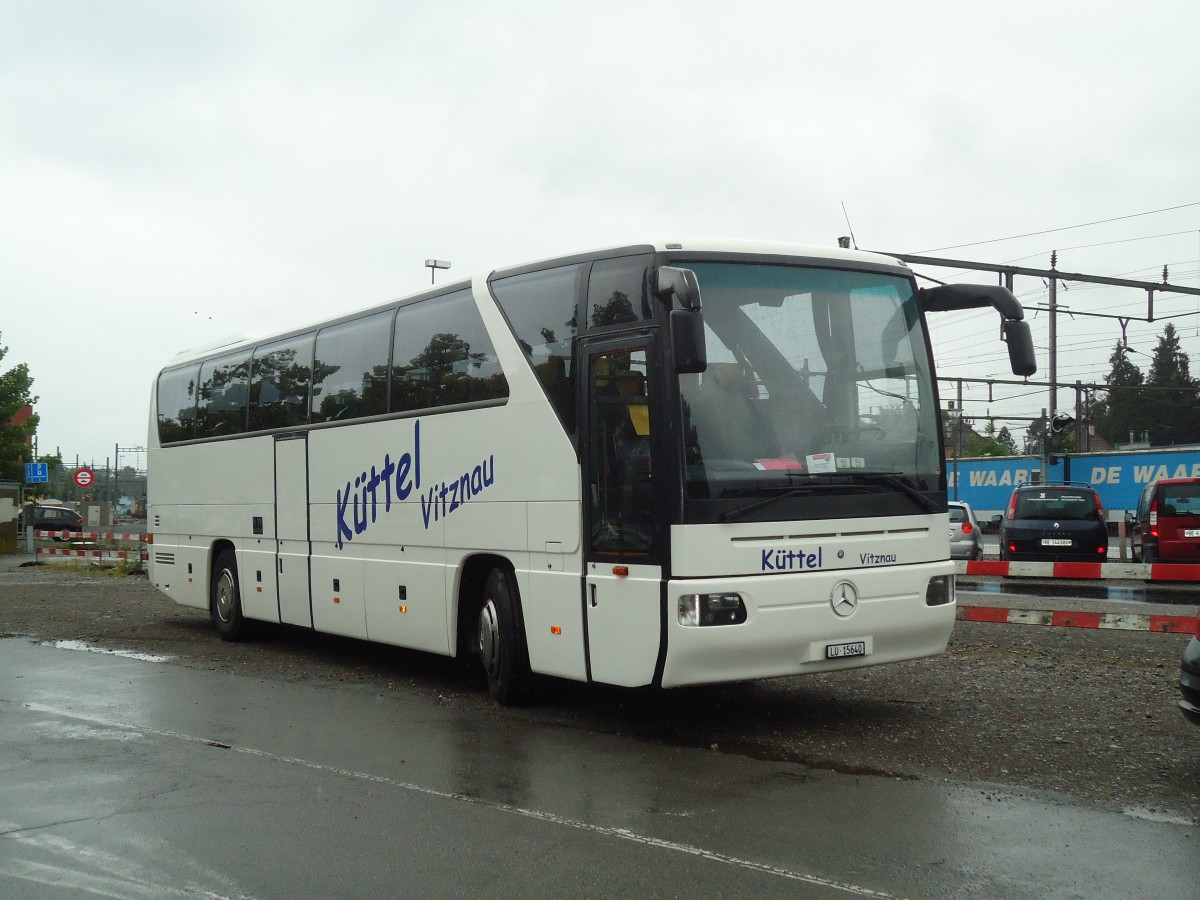 (133'850) - Kttel, Vitznau - LU 15'640 - Mercedes am 27. Mai 2011 in Thun, CarTerminal