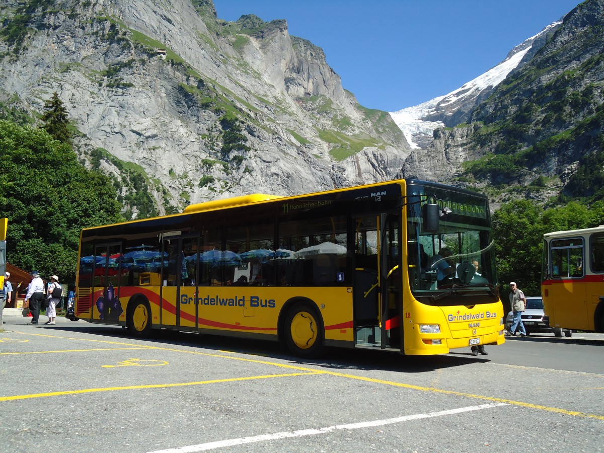 (134'771) - AVG Grindelwald - Nr. 18/BE 382'871 - MAN/Gppel am 3. Juli 2011 in Grindelwald, Oberer Gletscher
