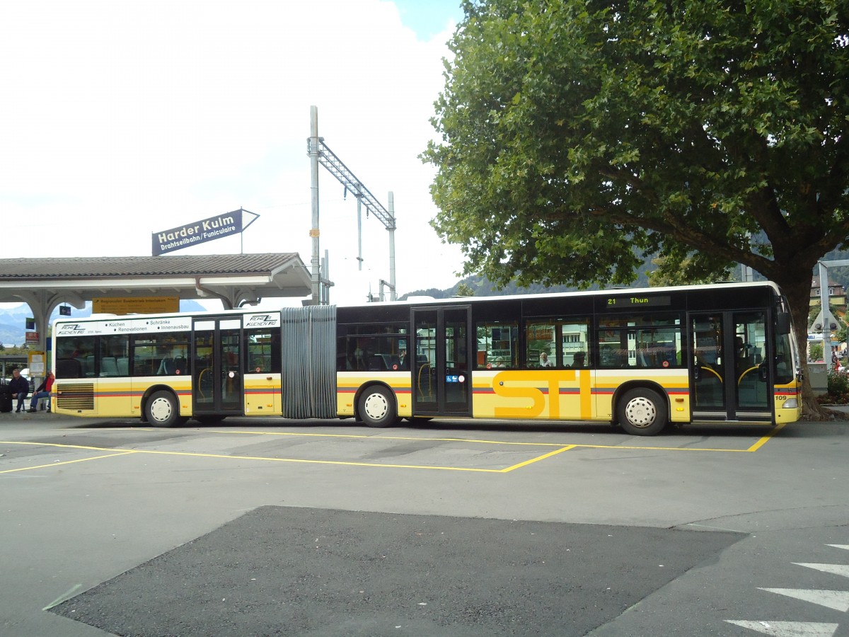 (135'432) - STI Thun - Nr. 109/BE 700'109 - Mercedes am 8. August 2011 beim Bahnhof Interlaken West