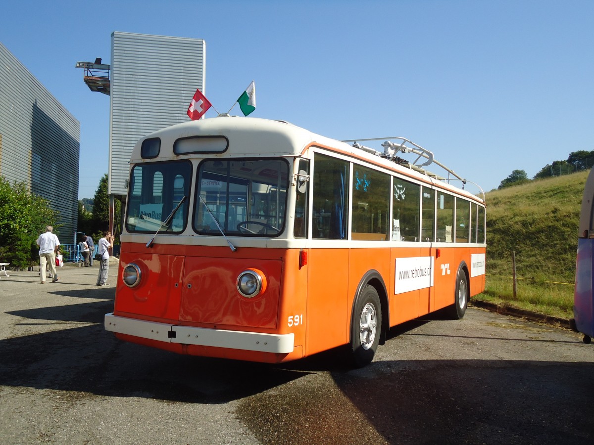 (135'584) - TL Lausanne (Rtrobus) - Nr. 591 - FBW/FFA Trolleybus (ex TPG Genve Nr. 852; ex VBZ Zrich Nr. 91) am 20. August 2011 in Moudon, Rtrobus