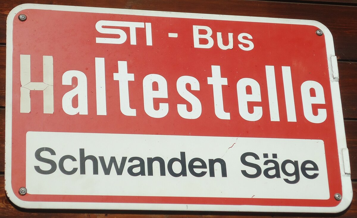 (136'698) - STI-Haltestellenschild - Schwanden, Schwanden Sge - am 31. Oktober 2011