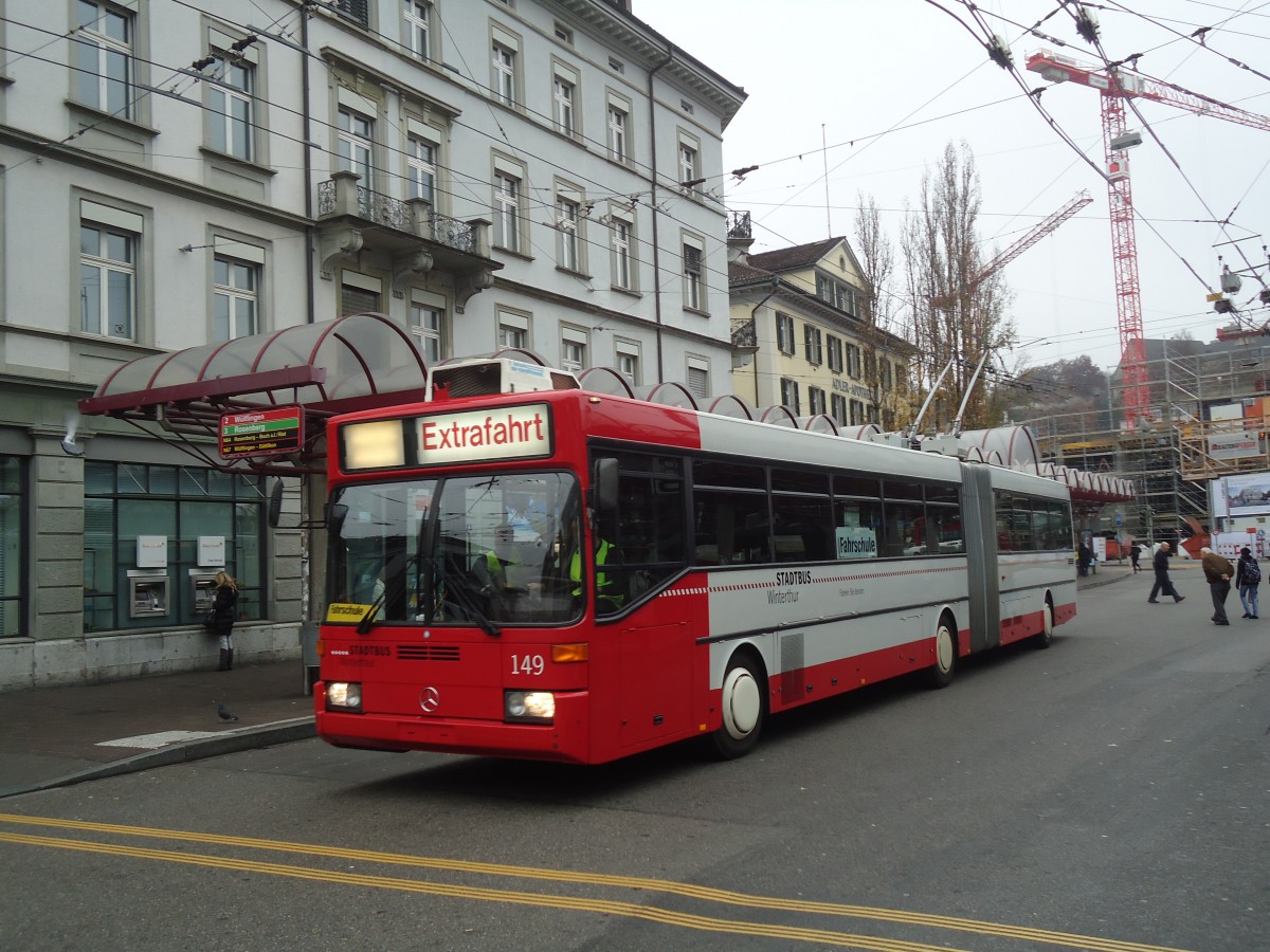 (136'964) - SW Winterthur - Nr. 149 - Mercedes Gelenktrolleybus am 24. November 2011 beim Hauptbahnhof Winterthur