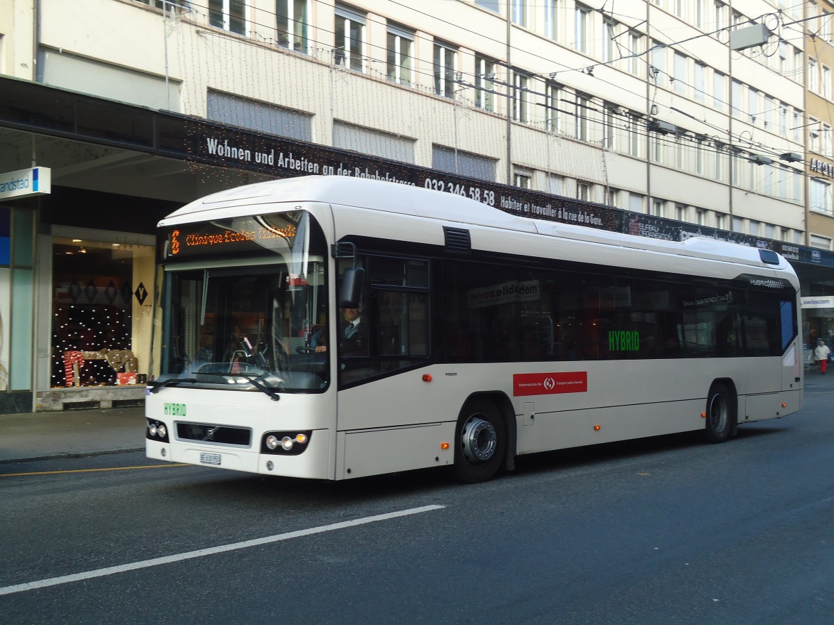 (137'042) - VB Biel (Testbus) - BE 630'950 - Volvo am 26. November 2011 beim Bahnhof Biel