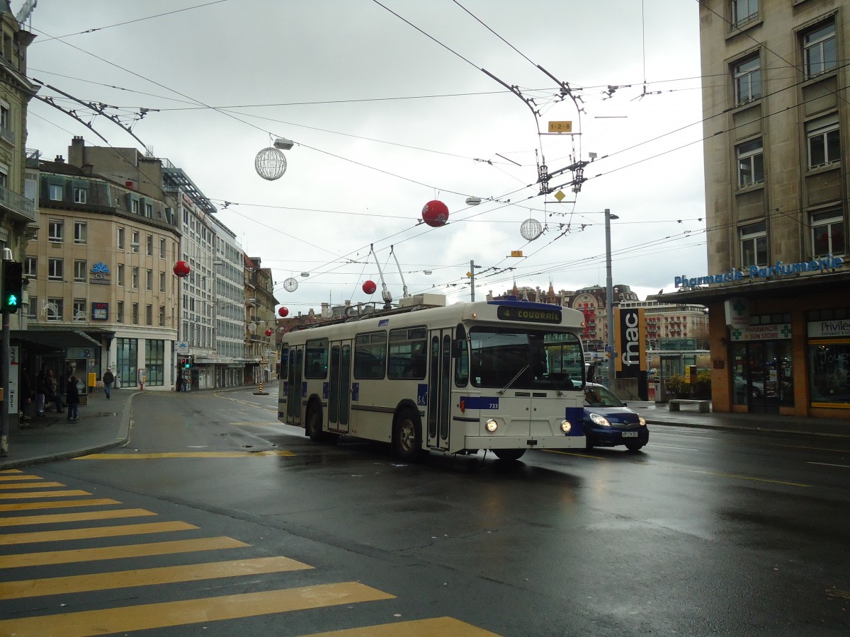 (137'241) - TL Lausanne - Nr. 733 - FBW/Hess Trolleybus am 18. Dezember 2011 in Lausanne, Bel-Air