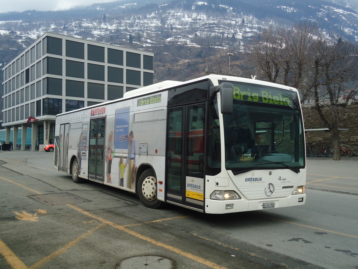 (137'793) - PostAuto Wallis - VS 241'960 - Mercedes am 19. Februar 2012 beim Bahnhof Brig