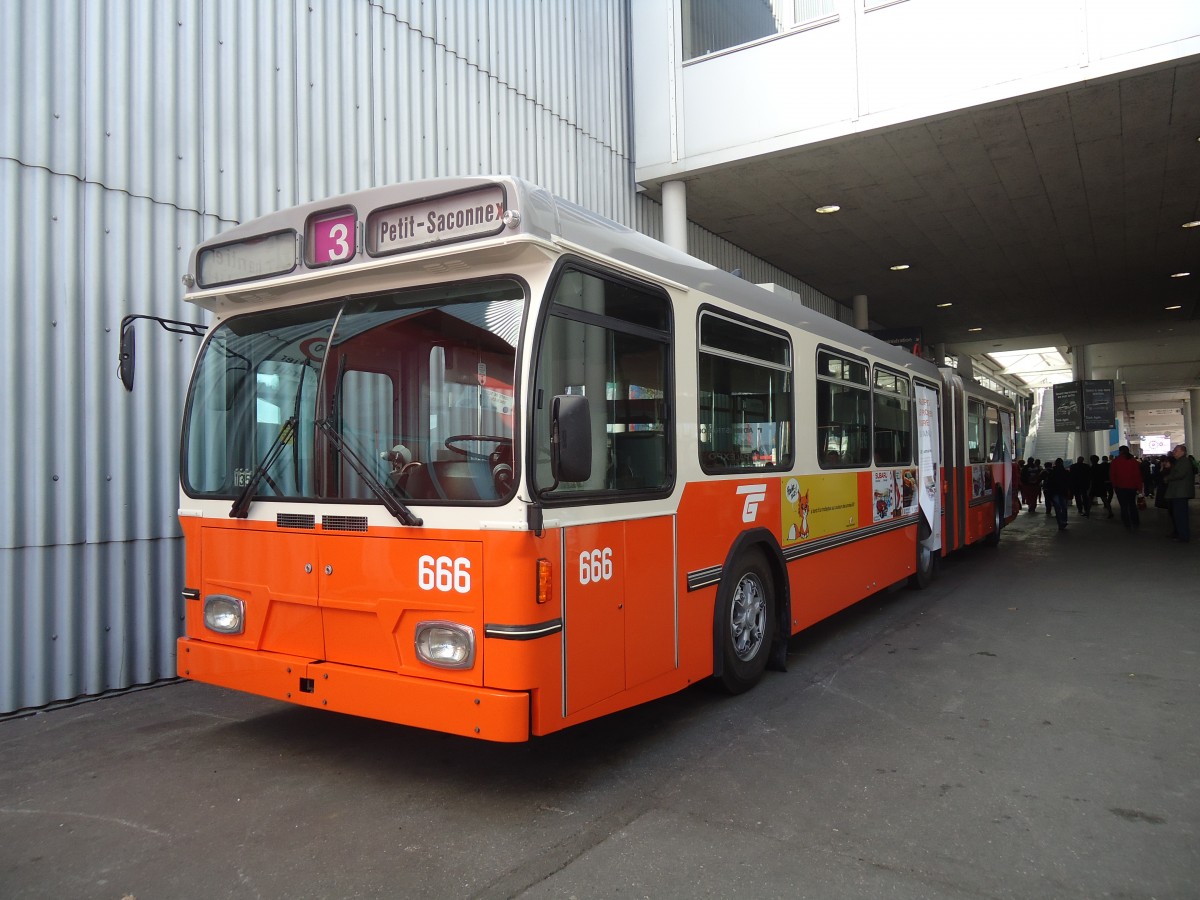 (138'200) - TPG Genve - Nr. 666 - Saurer/Hess Gelenktrolleybus am 9. Mrz 2012 in Genve, Palexpo