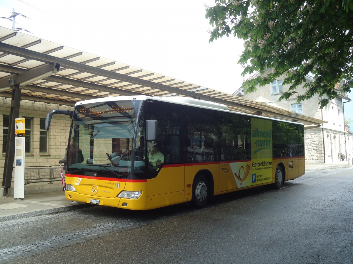 (138'680) - PostAuto Nordschweiz - BL 167'328 - Mercedes am 6. Mai 2012 beim Bahnhof Mhlin
