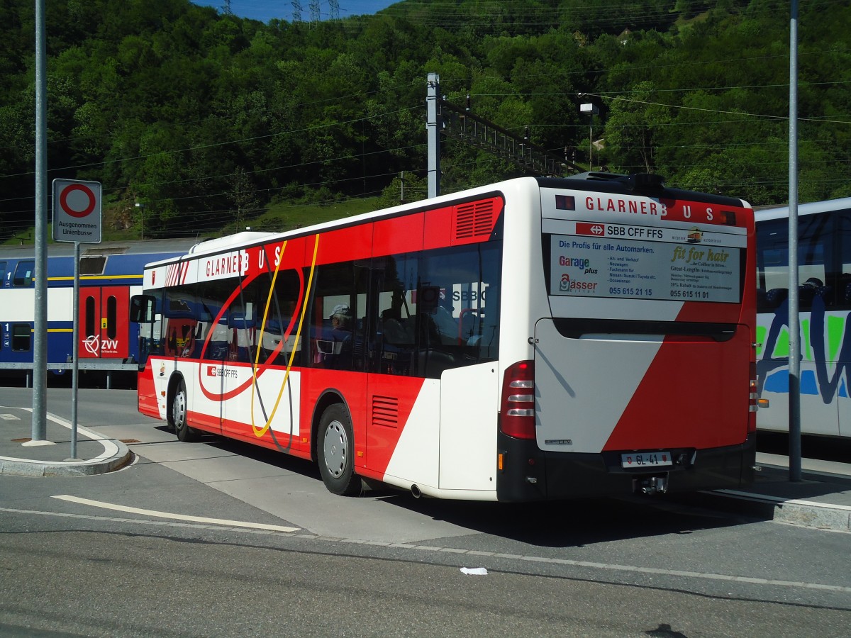 (138'955) - Niederer, Filzbach - Nr. 27/GL 41 - Mercedes am 17. Mai 2012 beim Bahnhof Ziegelbrcke