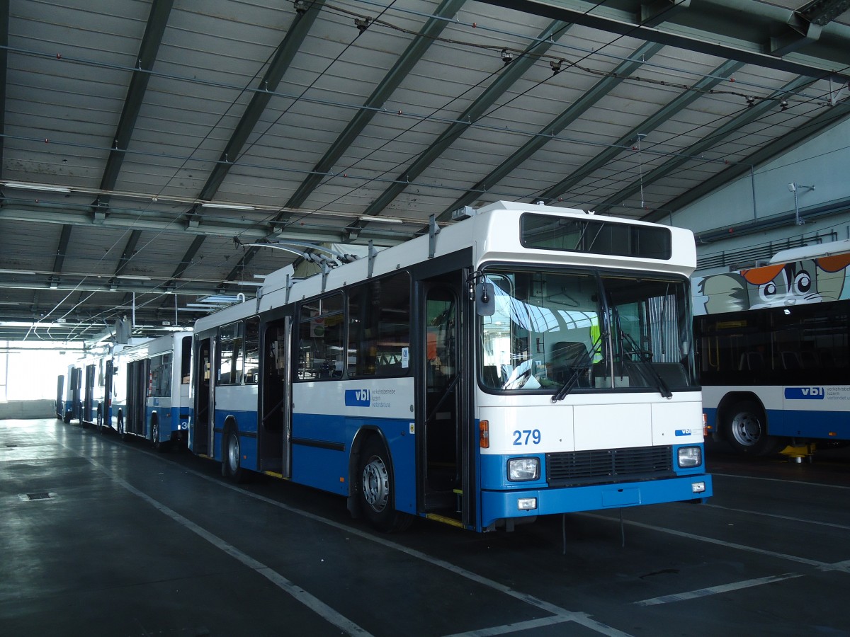 (139'241) - VBL Luzern - Nr. 279 - NAW/R&J-Hess Trolleybus am 2. Juni 2012 in Luzern, Depot