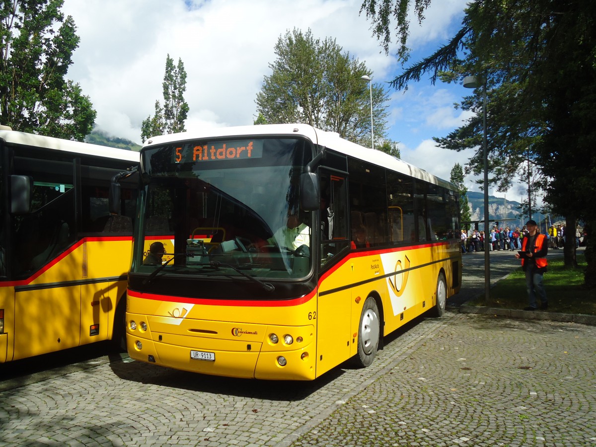 (139'377) - AAGU Altdorf - Nr. 62/UR 9113 - Cacciamali am 11. Juni 2012 beim Bahnhof Flelen