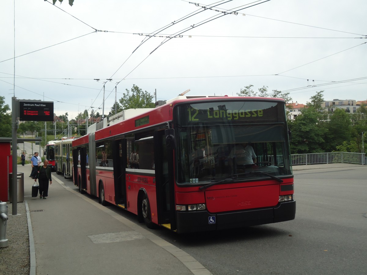 (140'135) - Bernmobil, Bern - Nr. 1 - NAW/Hess Gelenktrolleybus am 24. Juni 2012 in Bern, Zentrum Paul Klee