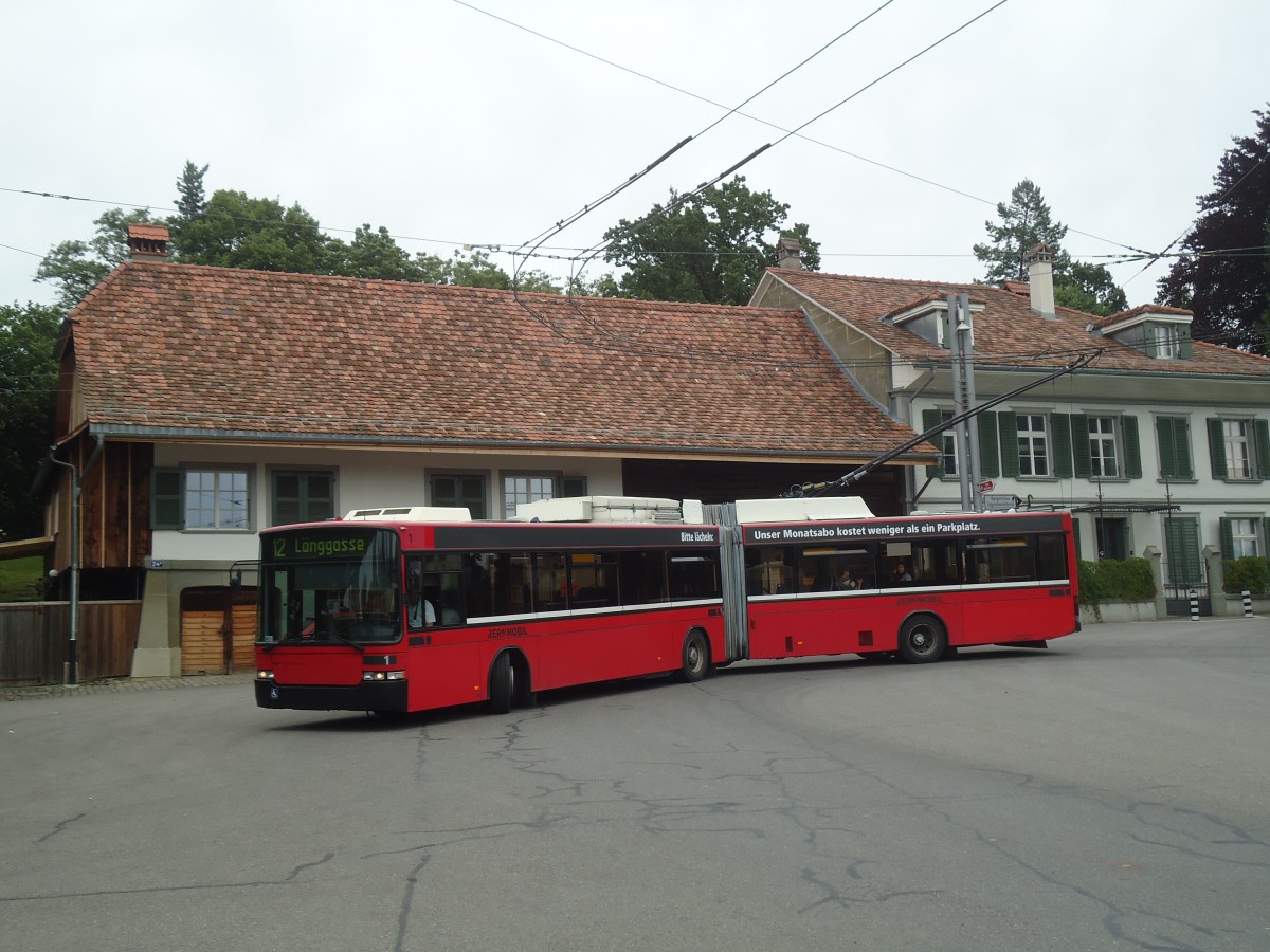 (140'136) - Bernmobil, Bern - Nr. 1 - NAW/Hess Gelenktrolleybus am 24. Juni 2012 in Bern, Zentrum Paul Klee