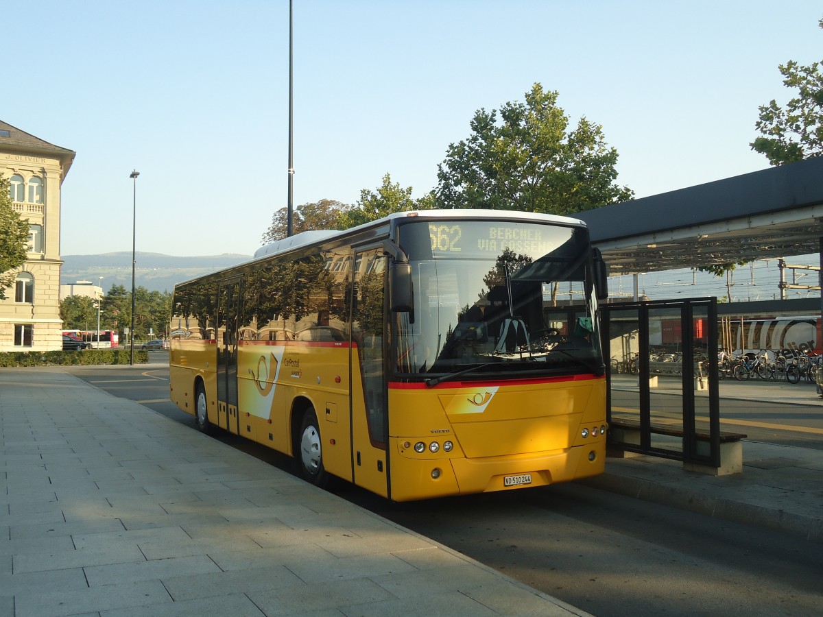 (140'938) - CarPostal Ouest - VD 510'244 - Volvo (ex P 25'165) am 27. Juli 2012 beim Bahnhof Yverdon