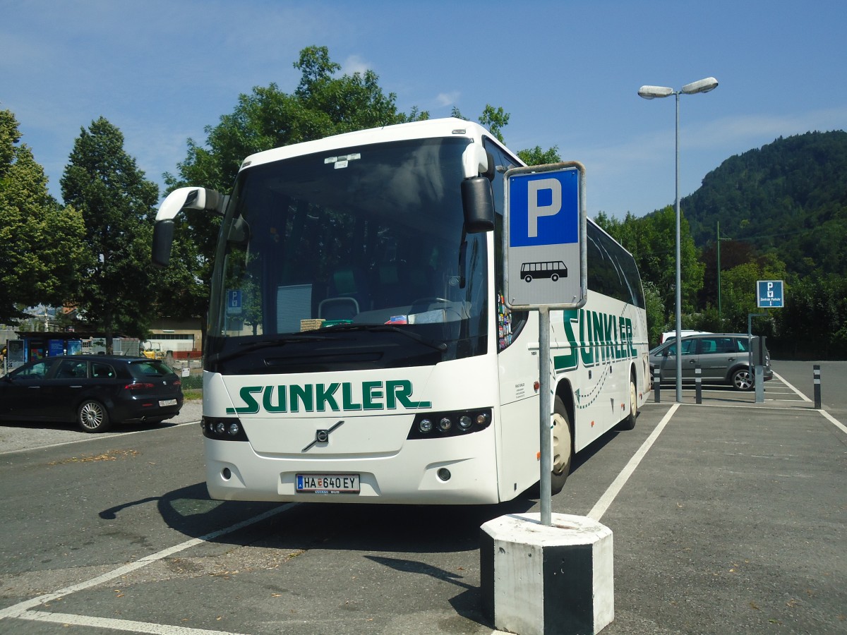 (140'999) - Aus Oesterreich: Sunkler, Golling - HA 640 EY - Volvo am 2. August 2012 in Thun, Seestrasse