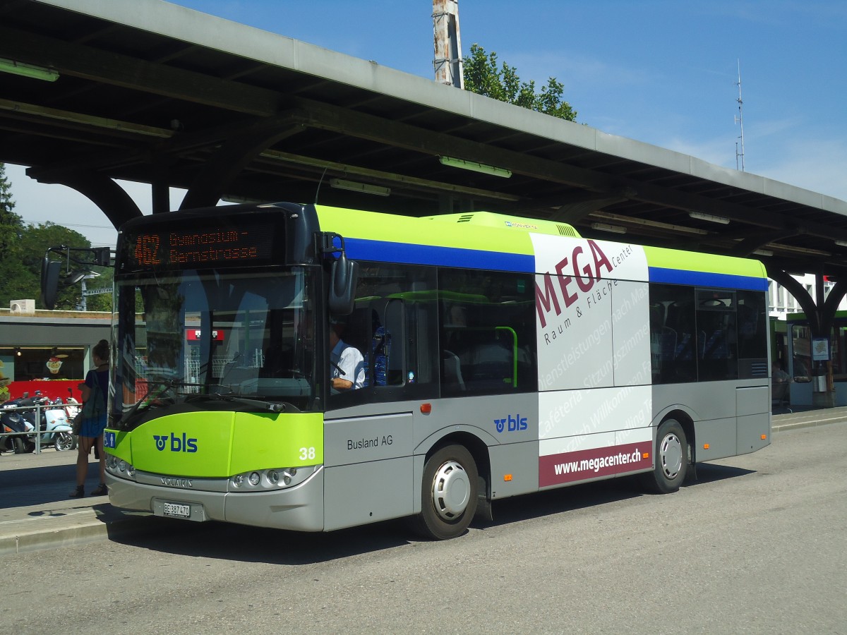 (141'122) - Busland, Burgdorf - Nr. 38/BE 387'470 - Solaris am 15. August 2012 beim Bahnhof Burgdorf