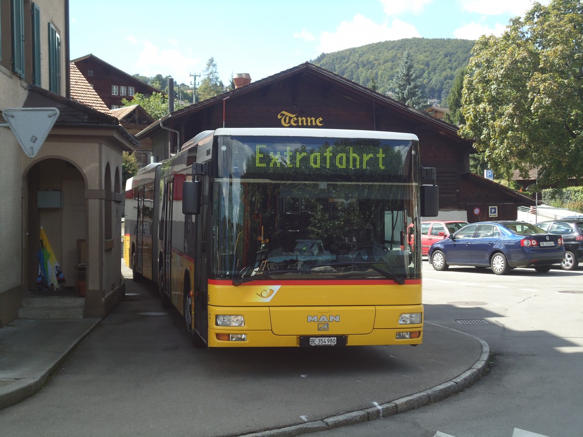 (141'395) - Steiner, Ortschwaben - Nr. 6/BE 354'980 - MAN am 26. August 2012 in Faulensee, Spiezstrasse